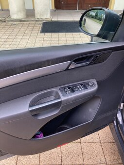 VW SHARAN 2.0 TDI, PANORÁMA BIXENÓN 6 MIEST - 14