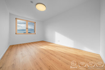 Bosen Realicity / Prenájom 5 izbový Rodinný dom Wolfsthal/ R - 14