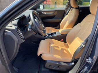 Volvo XC40 B4 2.0 (197hp) Inscription - záruka do 10/2025 - 14