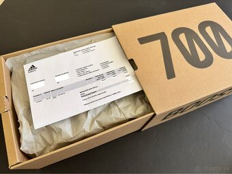 Adidas Yeezy 700 MNVN metal veľ. 36,5 - 14