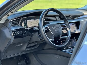 Audi E-tron 50 quattro launch edition 230kW 313PS PANORÁMA - 14