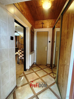 PREDAJ priestranný 5 izbový rodinný dom v meste Šurany. - 14