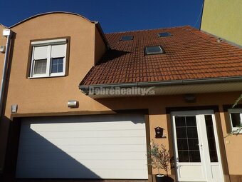 Štýlový rodinný dom na PREDAJ - 14