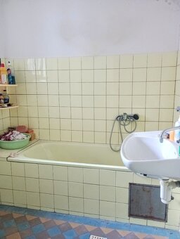 Rodinný dom v malebnej obci Mošovce - 14