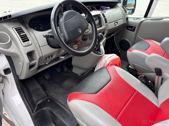 Renault Trafic 2.5 CDTI 8 miestny - 14