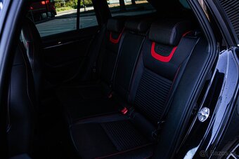 Škoda Octavia Combi 2.0 TDI DPF RS DSG - 14