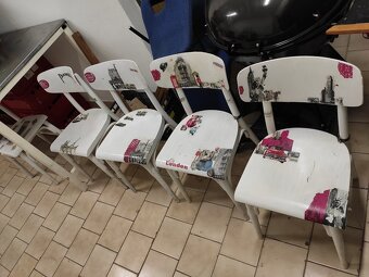 kreslá Bratislava - 14