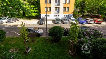 AXIS REAL | Nový nezariad. 2,5i byt po kompl. rek. s lodžiou - 14