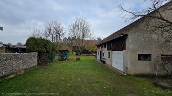 Exkluzívna Ponuka: Rodinný Dom s Obrovským Pozemkom a Potenc - 14