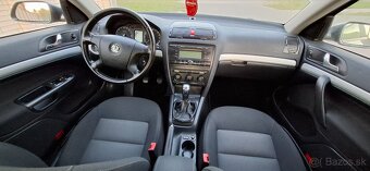 Predám Škoda Octavia Combi 1.9 TDI 77Kw R.V.2009 - 14