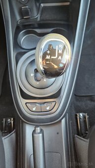 LADA VESTA CROSS - 14