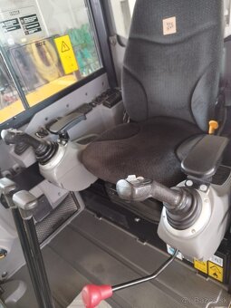 Rýpadlo JCB 50 Z- 5 tun -rok 2022 pouze 1139 mth TOP STAV - 14
