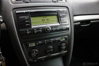 Škoda Octavia Combi 2.0 TDI Ambiente - 14