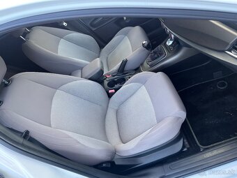 Alfa Romeo Giulietta 1,4 Tj Benzín - 14