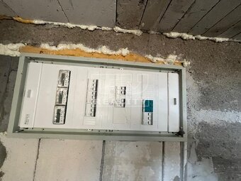 ROZOSTAVANÝ 2-PODLAŽNÝ DOM PRED DOKONČENÍM
RUŽOMBEROK-... - 14