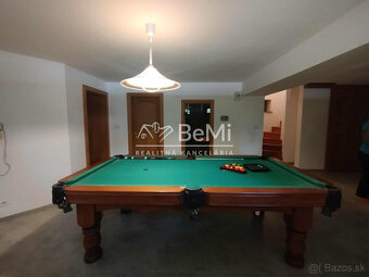 Výnimočný 7 izbový dom v Zbehoch – so saunou a bazénom - 14