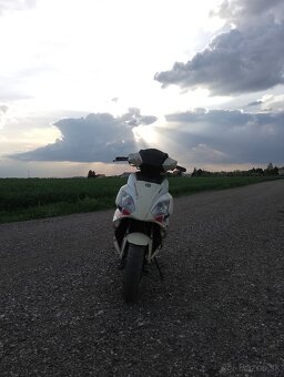 Skúter 50cc - 14