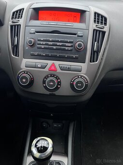 KIA ProCeed 1.6i 2008, výborný stav, STK do 2026 - 14