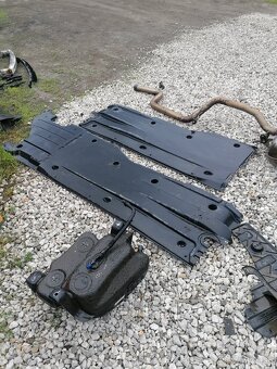 Rozpredám špkoda superb 3 - 2.0 tdi 140 kW - DSG,,,,, - 14