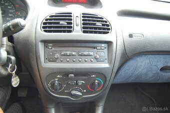 Predám Peugeot 206 1.1 benzín - 14