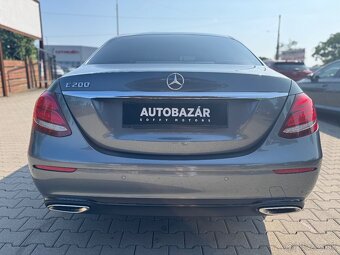 Mercedes-Benz E trieda Sedan 200 A/T - 14