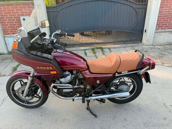 Honda 650GL Silver Wing - 14