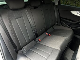 Audi A4 Avant 2.0TDI mild hybrid Business S tronic Full LED - 14
