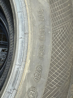 PREDÁM 4 kusy zimné pneumatiky CONTINENTAL 205/60 R16 92H - 14