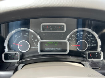 Ford Expedition 2014, 5.4 V8, 4x4, 1.majitel, 118 000 km - 14