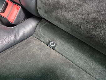 Škoda Superb 3,6 FSi V6 DSG Alcantara Combi TZ 199.999Kč - 14