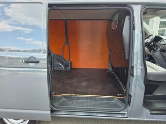 VOLKSWAGEN TRANSPORTER T5 2.0 CRTDI 103KW MT6 r.v.2014 - 14