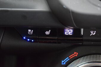 Chevrolet Camaro 3,6 V6/automat/340 HP/šíbr - 14