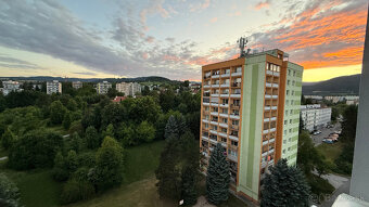 Priestranný byt (75,5 m²), Fončorda, BB, 2 loggie, pivnica - 14