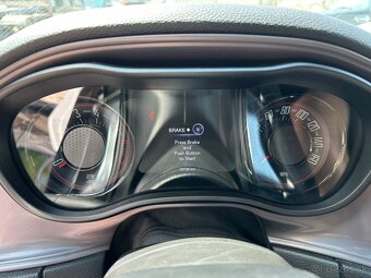 2023 Dodge Challenger 5,7 V8 Automat 30000km - 14