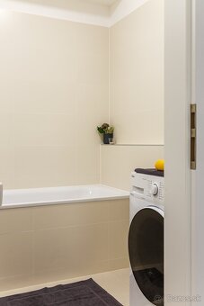 NA PREDAJ 2i BYT S BALKÓNOM, ŠANCOVA ULICA, PREMIÉRE - 14