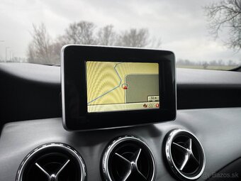 Mercedes-Benz GLA 200d A/T 4MATIC - 14