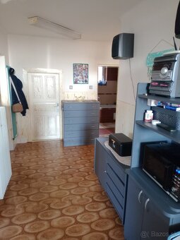 Priestranný rodinný dom - 14