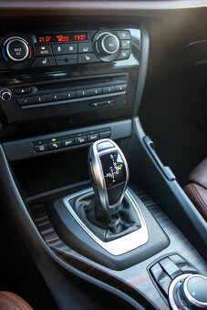 BMW X1 XDrive 20d A/T X-line 135kw - 14