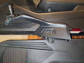 Passat B8 r tapacire dverí Ambient osvetlenie - 14