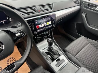 Škoda Superb III Combi Facelift - 14