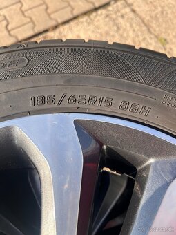 Predám letnú sadu kolies Hyundai i20 4x100 R15, 185/65R15 - 14