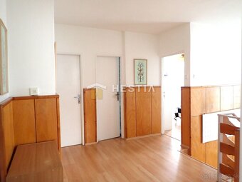 Priestranný 2-podlažný rodinný dom Borský Mikuláš - 14