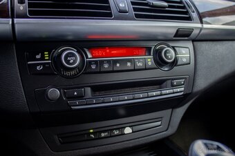 BMW X5 e70 30d Xdrive 2012 - SK auto - 2.majiteľ - NEBÚRANÉ - 14