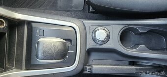 Isuzu D-max Double Cab Custom 4WD A/T - 14