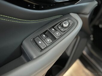 SUBARU OUTBACK 2,5i CVT Adventure - 14