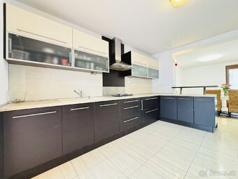 Na predaj 5i RD v obci Pernek. - 14