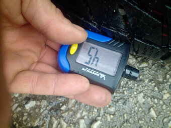 sada 195/60 R15 zimné pneumatiky 4108 - 14