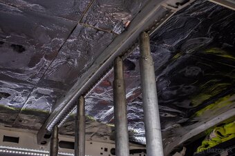 Renault Master L3H2 / Zadné vzduch. vankúše / SVK - 14