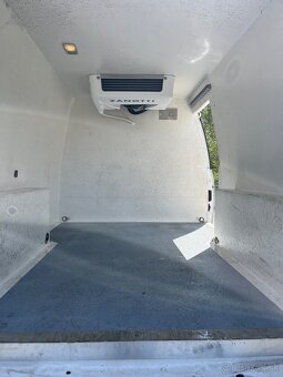 VW Caddy Long Maxi úžitkové N1 - 14