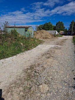 Predaj stavebný pozemok Konská s projektom na bungalov - 14